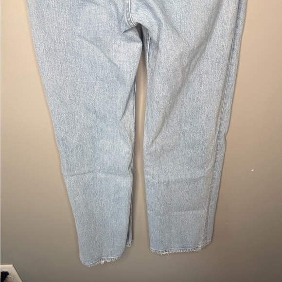 Abercrombie & Fitch 90s Relaxed Jean - Picture 8 of 11